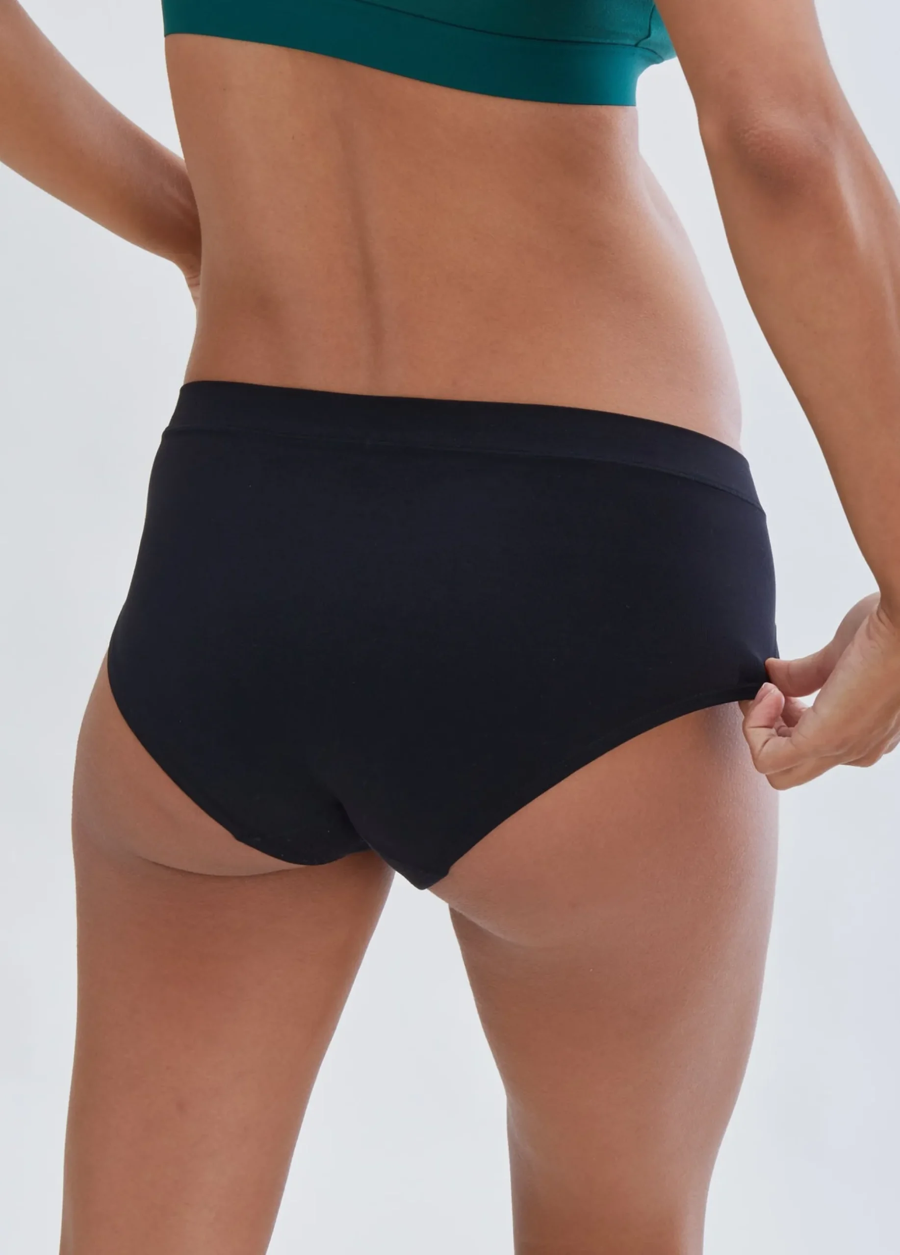 Cooling Seamless Maternity Underwear 3-Pack