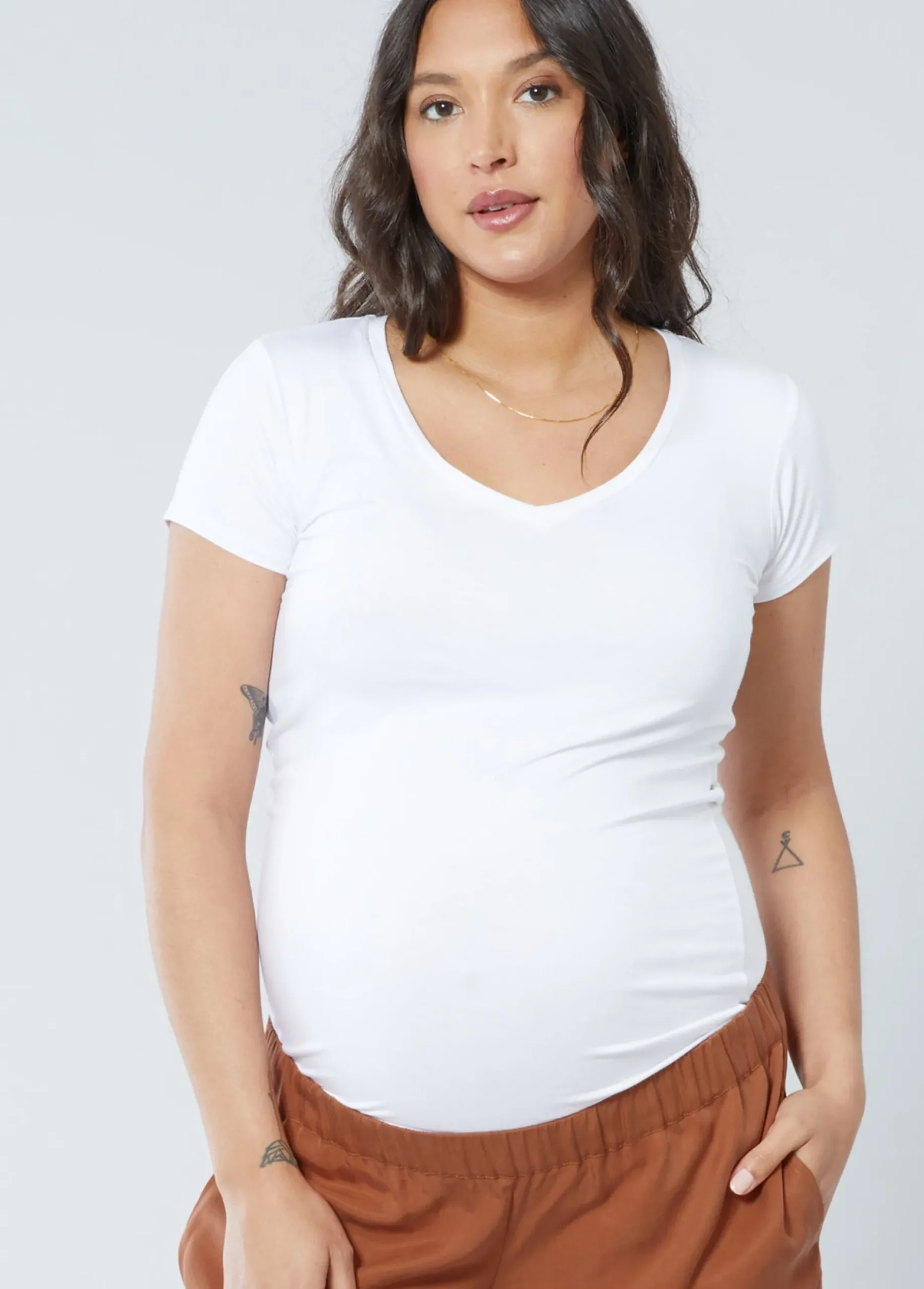 Essential V-Neck Maternity Tee