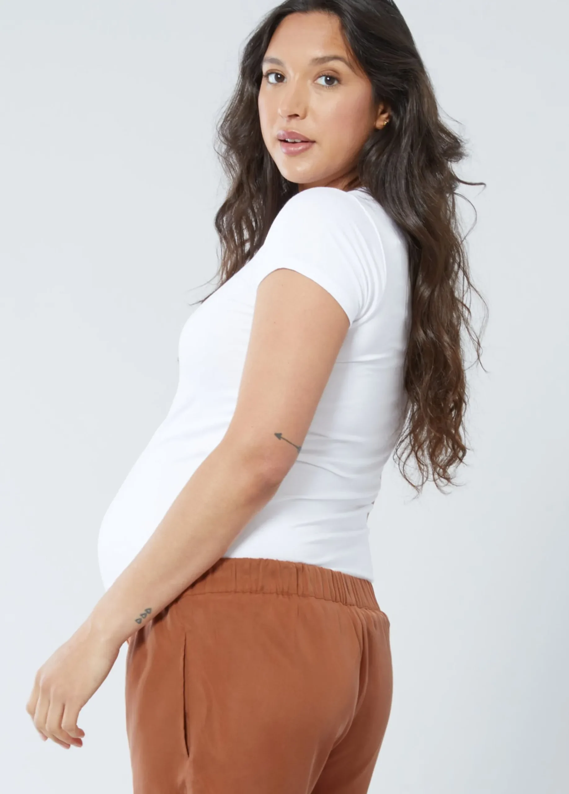 Essential V-Neck Maternity Tee