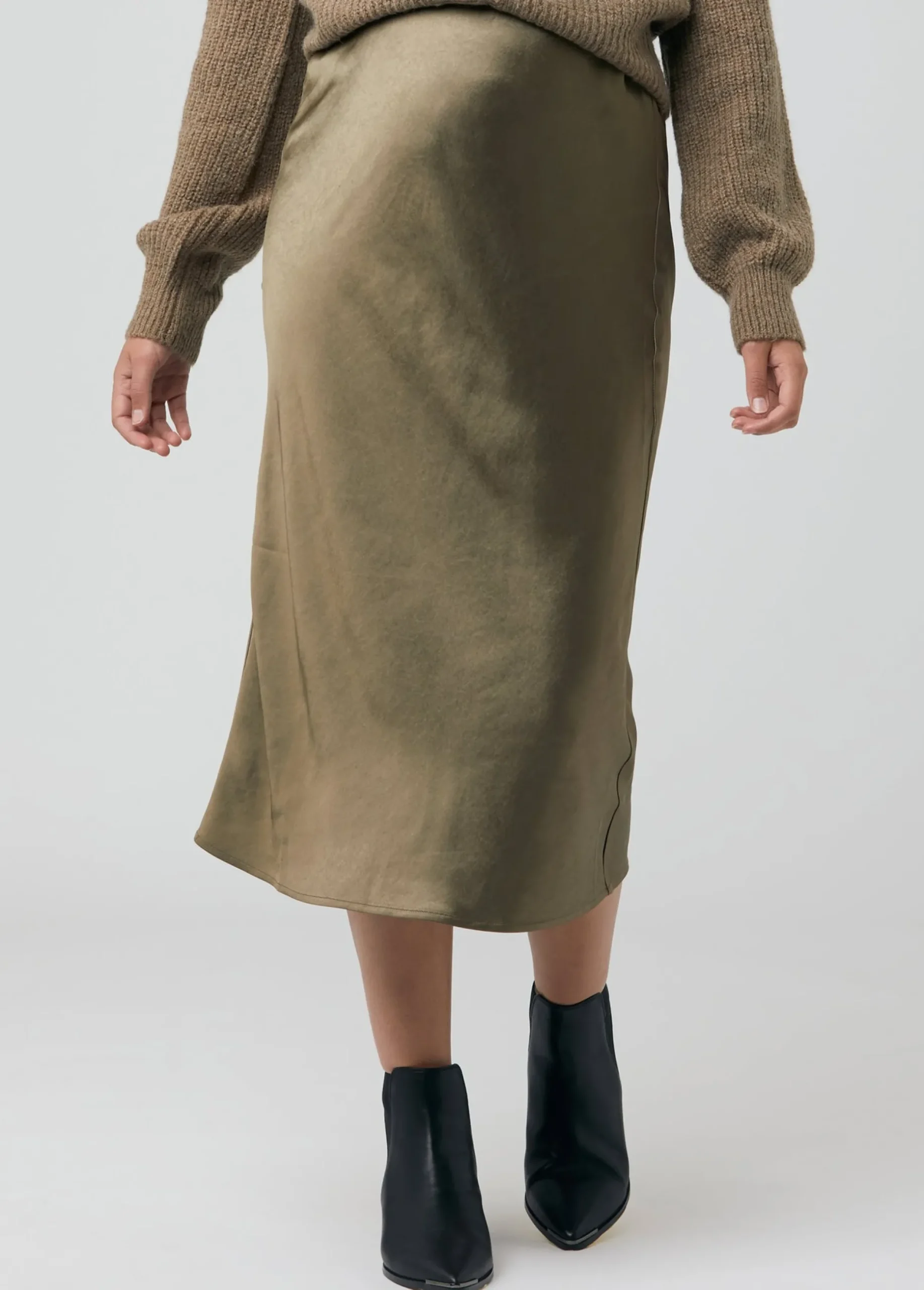 Ripe Maternity Lexie Satin Maternity Midi Skirt