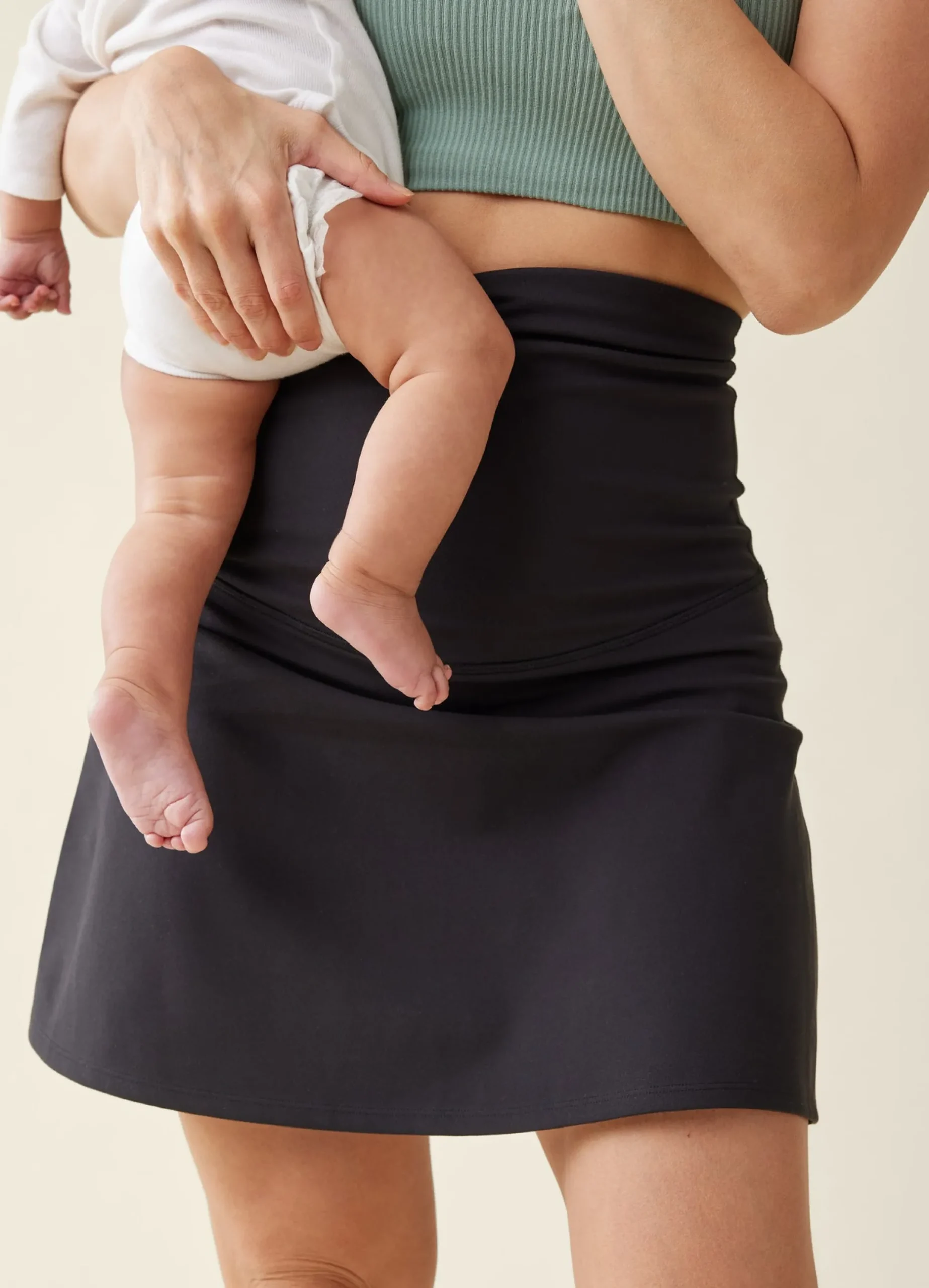 The New Mama Black Postpartum Support Skort