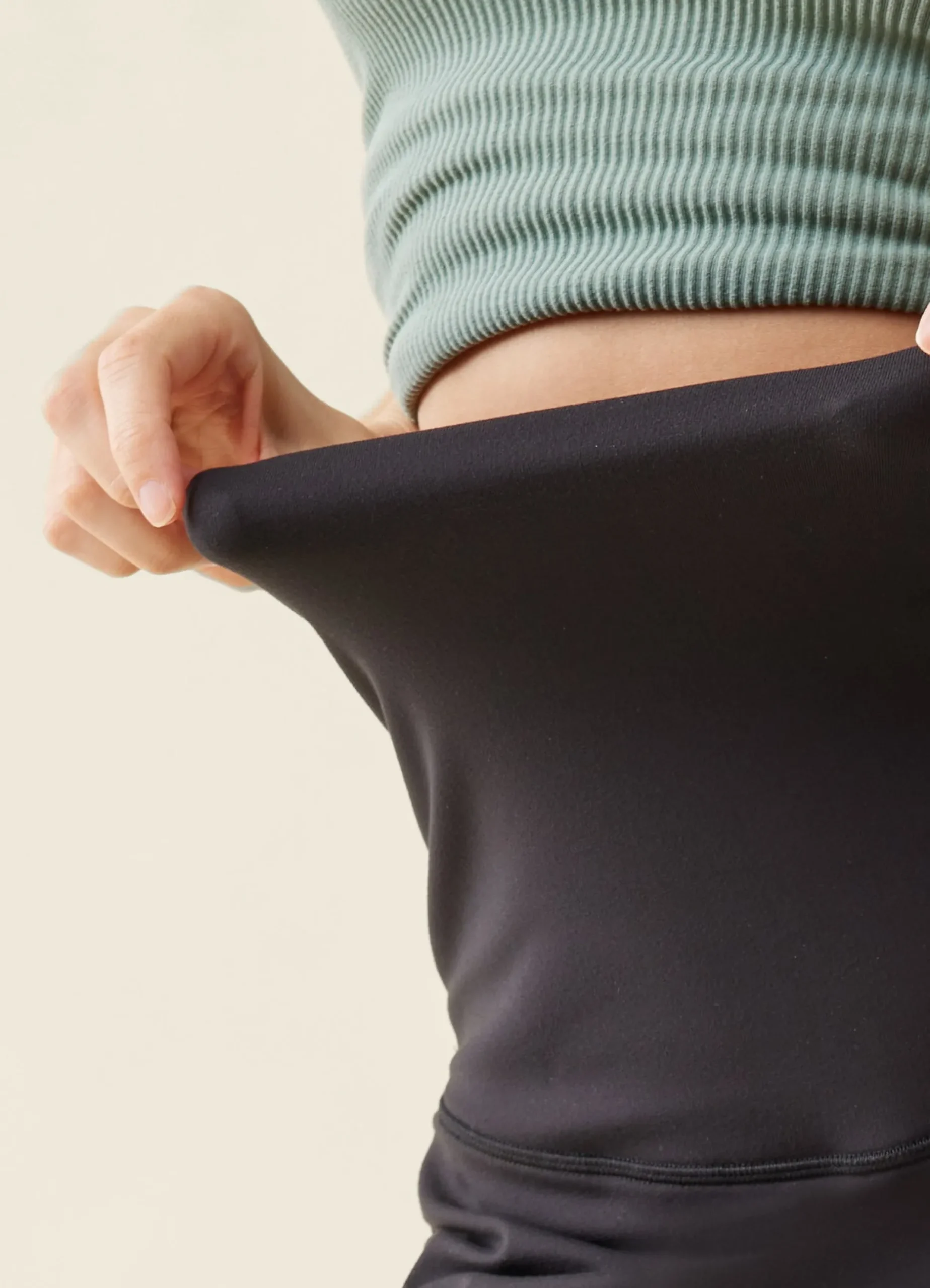 The New Mama Black Postpartum Support Skort