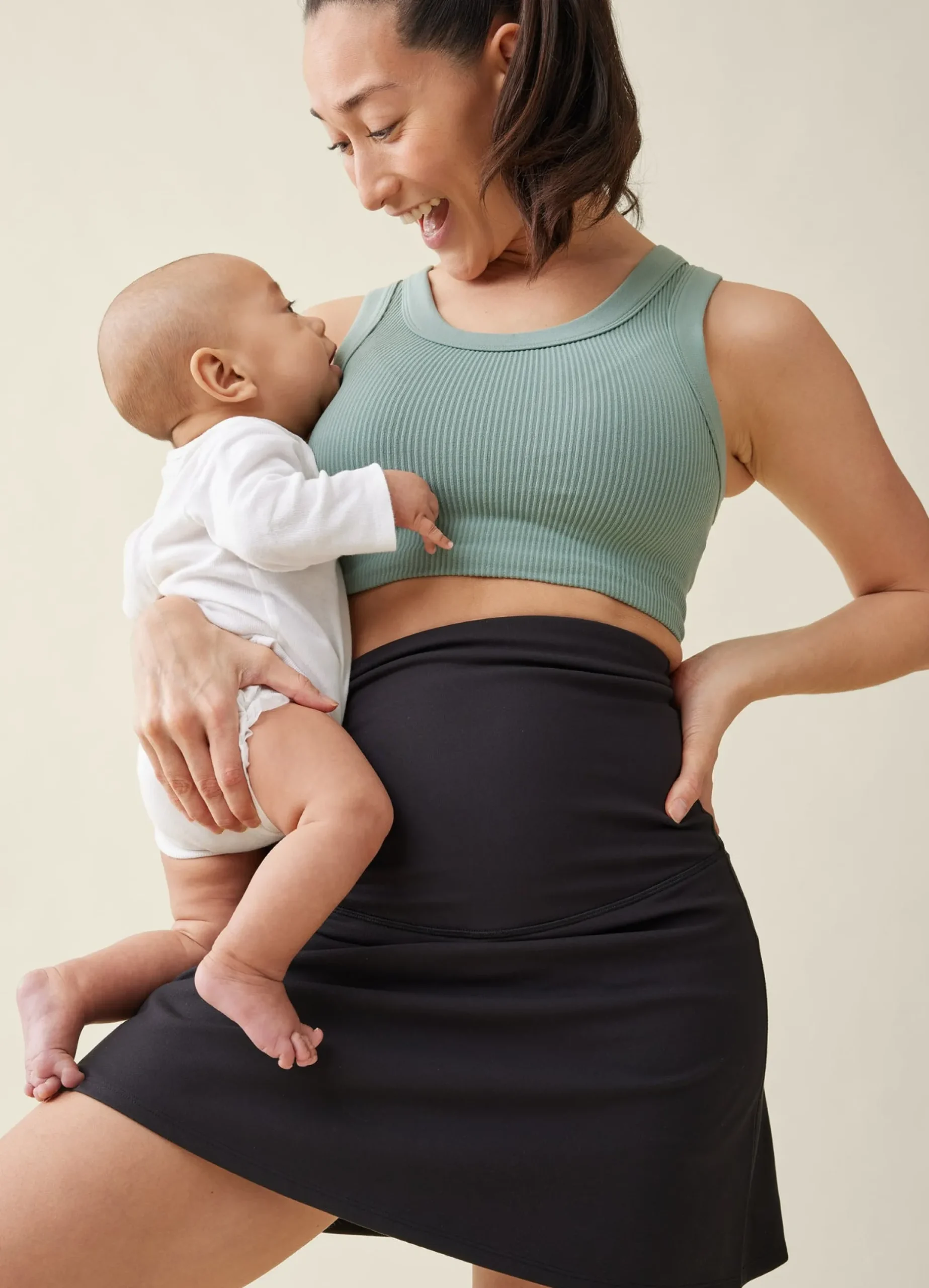 The New Mama Black Postpartum Support Skort