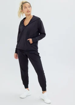 The Ultimate Maternity and Nursing Pullover Black
